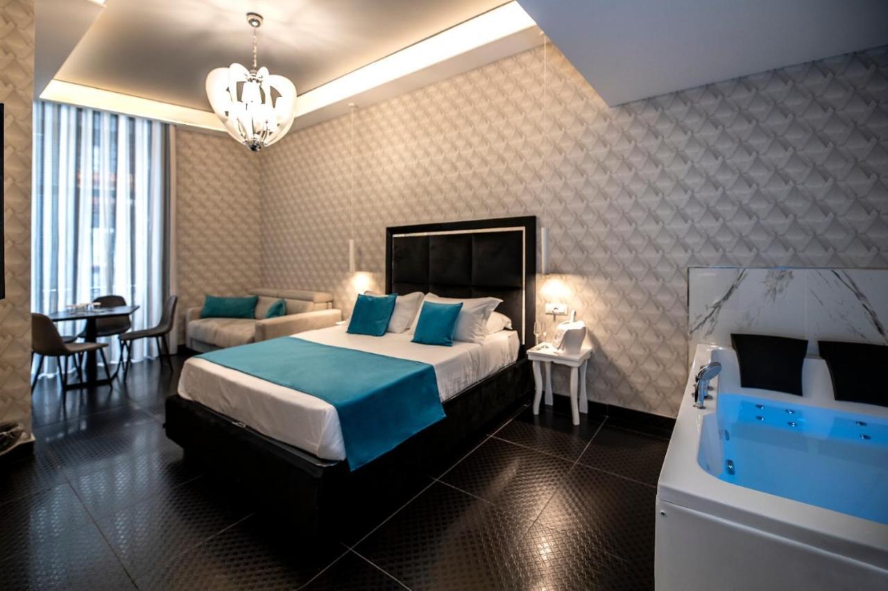 Luxury Quadruple Room,1480539320:JPEG